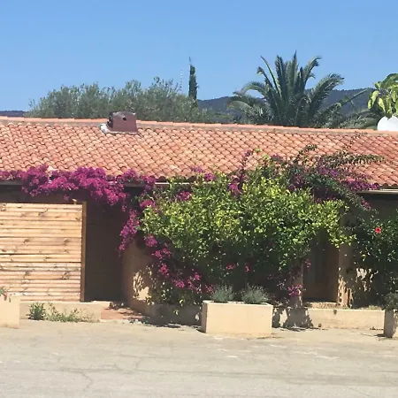 Mini Villas Alba Rossa 别墅 赛拉蒂费罗